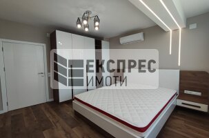  2 Schlafzimmer Wohnung, Chayka