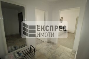 Нов, Обзаведен Двустаен апартамент, Гранд Мол Варна