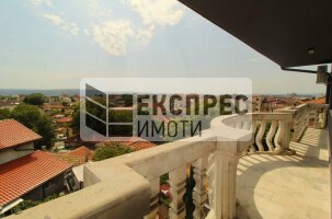 Нов, Обзаведен Двустаен апартамент, Гранд Мол Варна