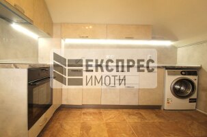 Обзаведен Тристаен апартамент, Окръжна болница