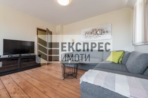  2 bedroom apartment, Greek area