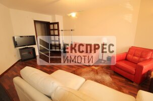 Luxuriously, furnished 2 bedroom apartment, Greek area