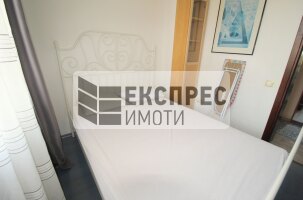 Luxuriously, furnished 2 bedroom apartment, Greek area