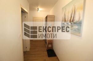 Обзаведен, Нов, Луксозен Тристаен апартамент, Център
