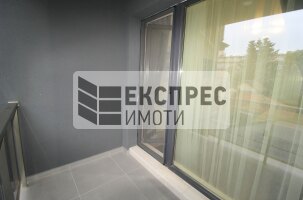 Обзаведен, Нов, Луксозен Тристаен апартамент, Център