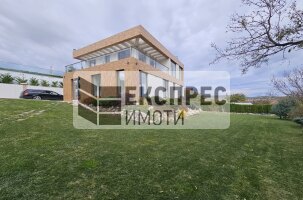 Обзаведена, Луксозна Къща, м-т Траката