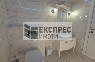 Обзаведена, Луксозна Къща, м-т Траката