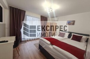 Neu, Möbliert, Luxuriös 2 Schlafzimmer Wohnung, Center
