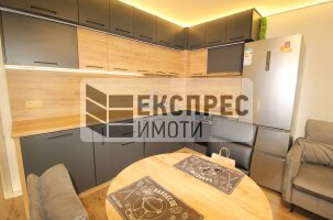 Нов, Обзаведен Двустаен апартамент, Окръжна болница