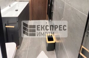 Луксозно, Обзаведен Тристаен апартамент, Гръцка махала