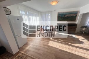 Furnished 2 bedroom apartment, Center