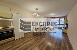 Обзаведен, Двустаен апартамент, Окръжна болница