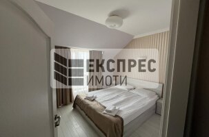 Обзаведен, Нов, Луксозен Тристаен апартамент, м-т Кабакум