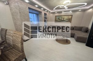 furnished 2 bedroom apartment, Center