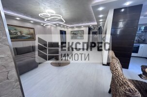 furnished 2 bedroom apartment, Center