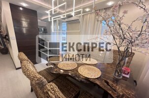 furnished 2 bedroom apartment, Center