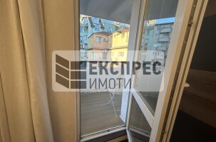 furnished 2 bedroom apartment, Center