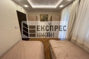 furnished 2 bedroom apartment, Center