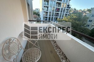 furnished 2 bedroom apartment, Center