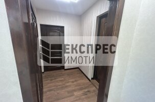 furnished 2 bedroom apartment, Center