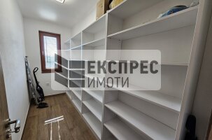 Нов, Обзаведен Двустаен апартамент, м-т Траката