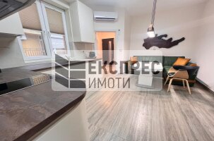 Нов Луксозен Тристаен апартамент, Център
