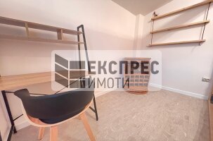 Нов Луксозен Тристаен апартамент, Център