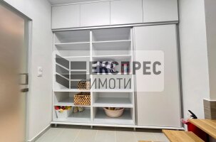 Нов Луксозен Тристаен апартамент, Център