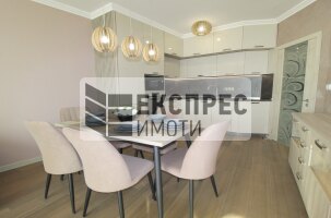 Нов, Луксозно, Обзаведен Двустаен апартамент, Бриз