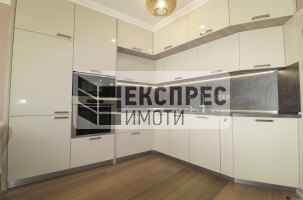 Нов, Луксозно, Обзаведен Двустаен апартамент, Бриз