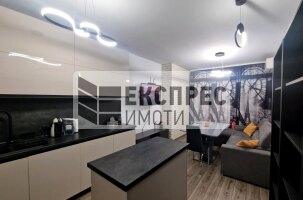 Нов, Обзаведен Двустаен апартамент, Център