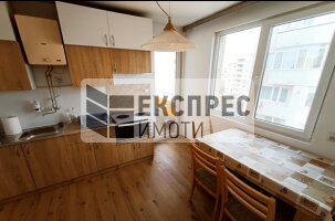 Furnished 3 bedroom apartment, Center