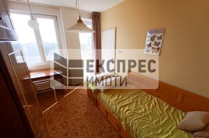 Furnished 3 bedroom apartment, Center