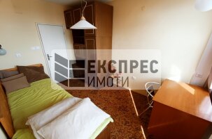 Furnished 3 bedroom apartment, Center