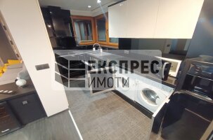 Обзаведен Тристаен апартамент, Бриз