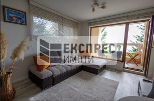 Обзаведен, Нов, Луксозен Тристаен апартамент, м-т Кабакум