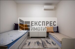 Обзаведен, Нов, Луксозен Тристаен апартамент, м-т Кабакум
