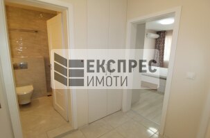 Нов, Луксозно, Обзаведен Двустаен апартамент, Бриз