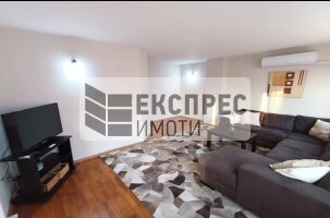 Обзаведен Тристаен апартамент, Център