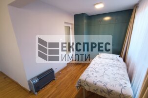 Обзаведен Тристаен апартамент, Център