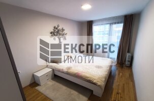 Обзаведен Тристаен апартамент, Център