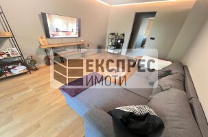 Обзаведен Тристаен апартамент, Окръжна болница