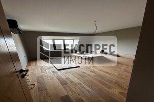 Обзаведен Тристаен апартамент, Окръжна болница