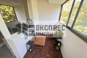 Обзаведен Тристаен апартамент, Окръжна болница