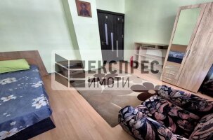 Обзавeден Четиристаен апартамент, Окръжна болница