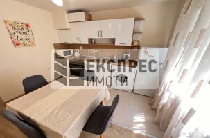 Furnished 2 bedroom apartment, Center
