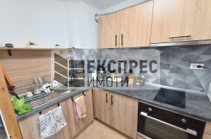 Обзаведен Тристаен апартамент, Окръжна болница