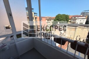 Обзаведен Тристаен апартамент, Окръжна болница