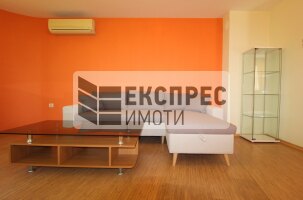 Обзаведен Четиристаен апартамент, Бриз