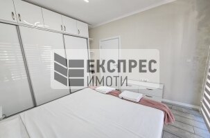 Обзаведен Двустаен апартамент, Център